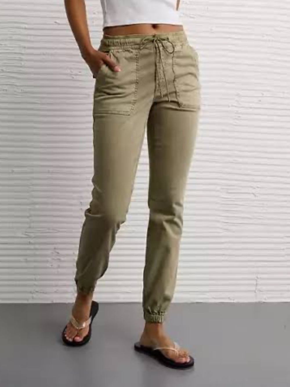 American Eagle Next Level High-Waisted Jegging Jogger
